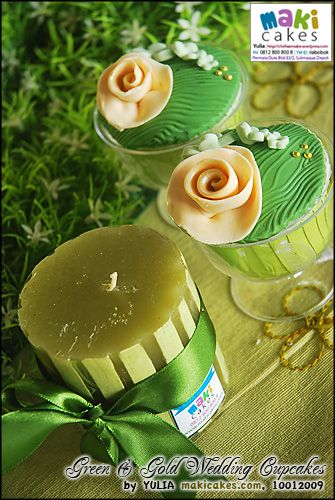 greengoldweddingcupcakesmakicakes Papercupnya impor dari Singapore