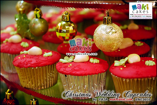 Christmas Wedding time is a time for celebrating with family and friends so